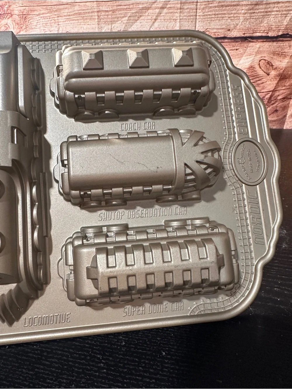 Nordic Ware Locomotive Train Cake Pan Gold Nonstick Aluminum Bakeware Mold